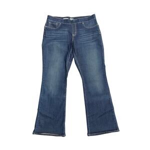 Levi Strauss & Co Signature Totally Shaping Pull On Bootcut 18 Flare Stretch